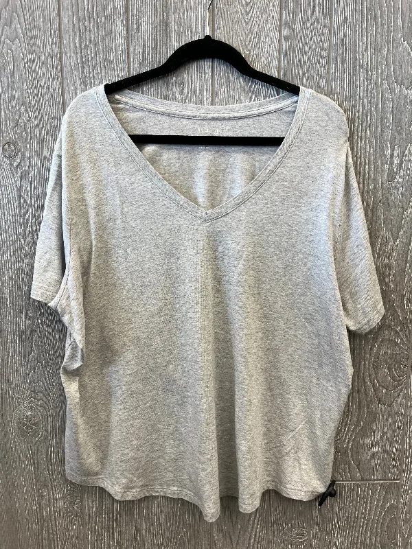 Top Short Sleeve Basic By Terra & Sky In Grey, Size: 2x