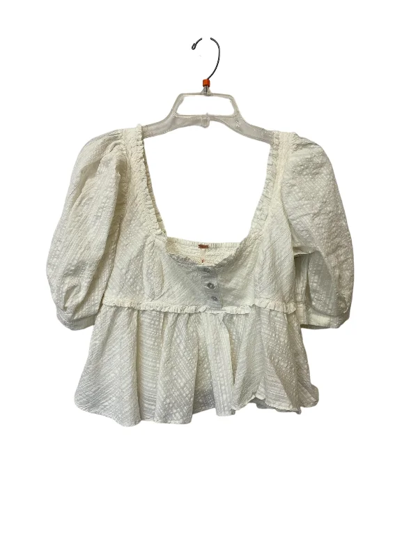 Top Short Sleeve By Free People In White, Size: Xs