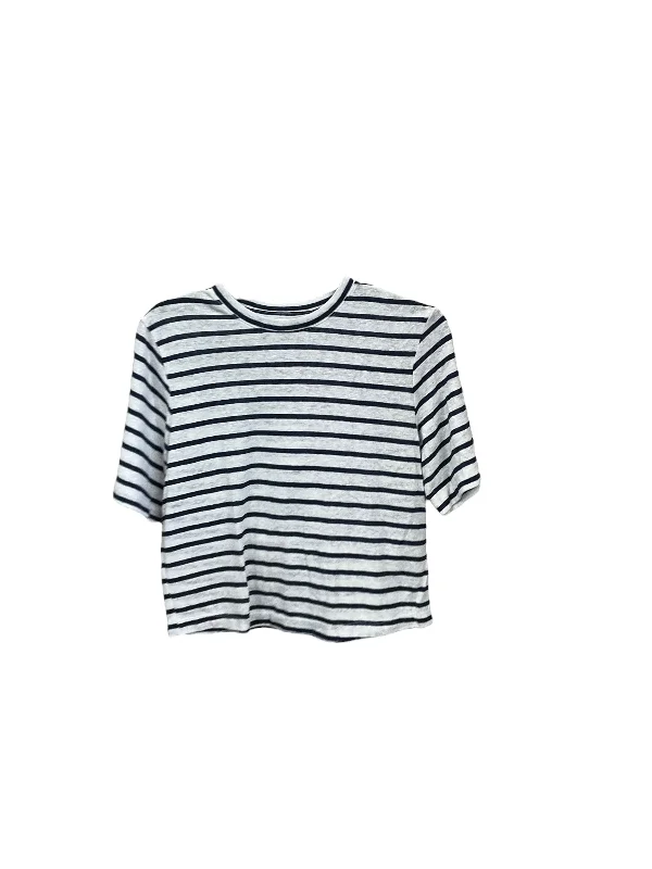 Top Short Sleeve By Universal Thread In Striped Pattern, Size: Xs